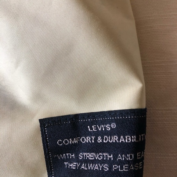 Levi’s jacket - Picture 3 of 4